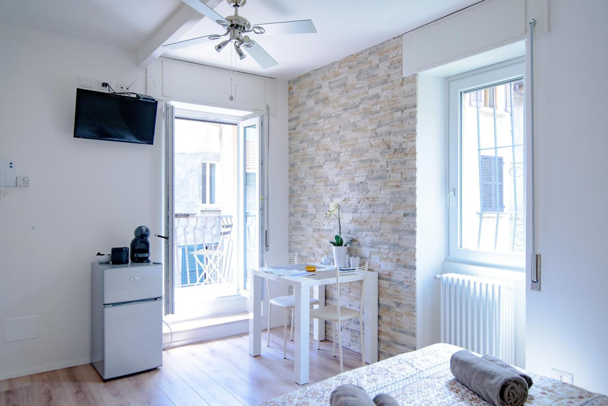 Laglio Apartment Above George Екстериор снимка