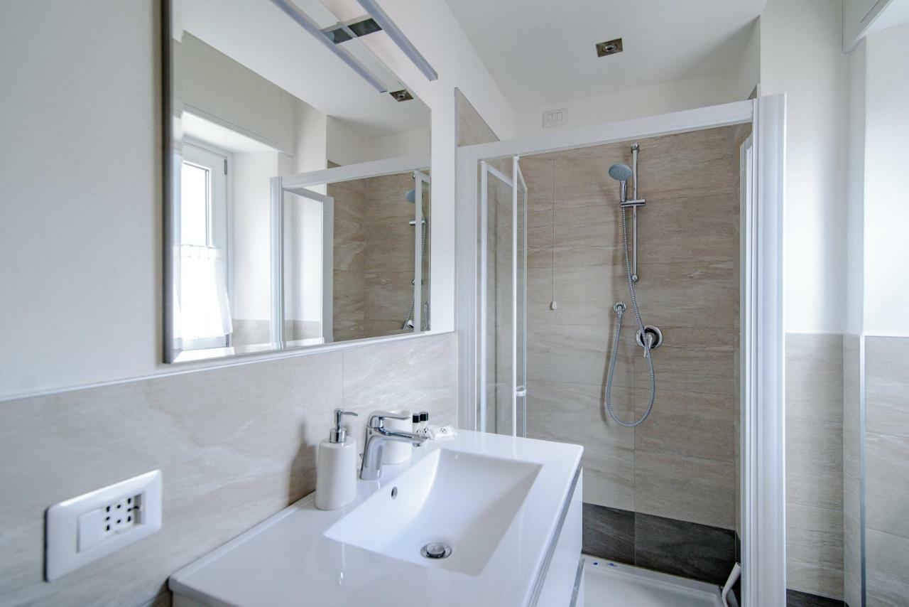 Laglio Apartment Above George Екстериор снимка